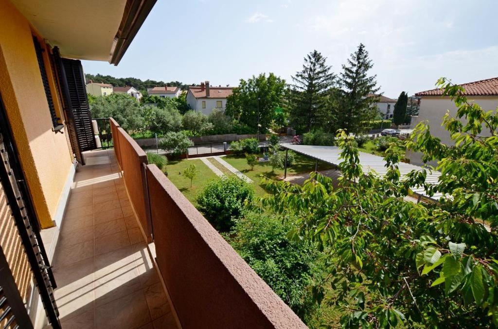 Apartment Karolina - Green Oasis Πούλα Εξωτερικό φωτογραφία