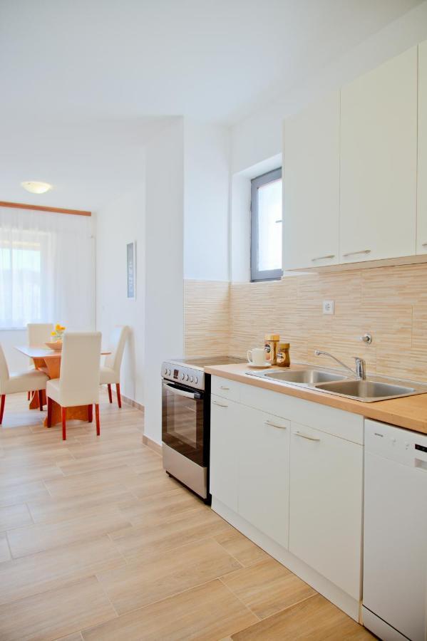 Apartment Karolina - Green Oasis Πούλα Εξωτερικό φωτογραφία