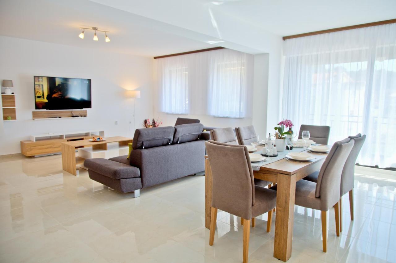 Apartment Karolina - Green Oasis Πούλα Εξωτερικό φωτογραφία