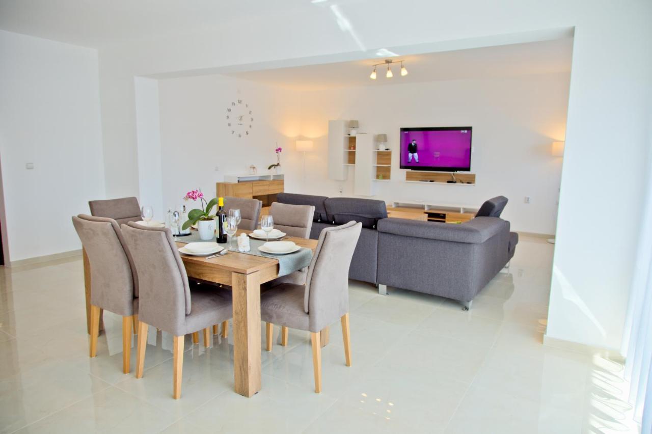 Apartment Karolina - Green Oasis Πούλα Εξωτερικό φωτογραφία